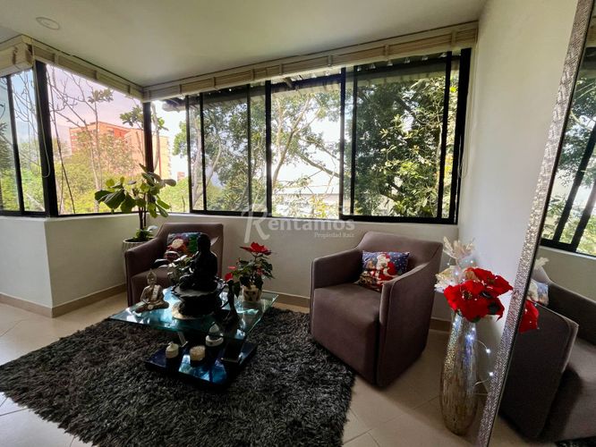 Apartamento de 4 alcobas en venta en El Diamante No. 2, Medellín, 215 m² · foto 11 de 24
