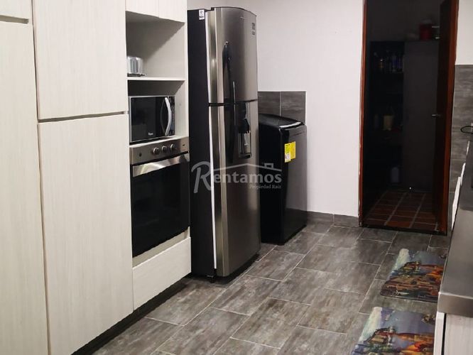 Casa de 3 alcobas en venta en Belen Alameda, Medellín, 216 m² · foto 13 de 20