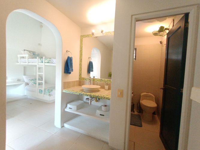 Casa de 4 alcobas en venta en Ricaurte, Ricaurte, 551 m² · foto 18 de 24