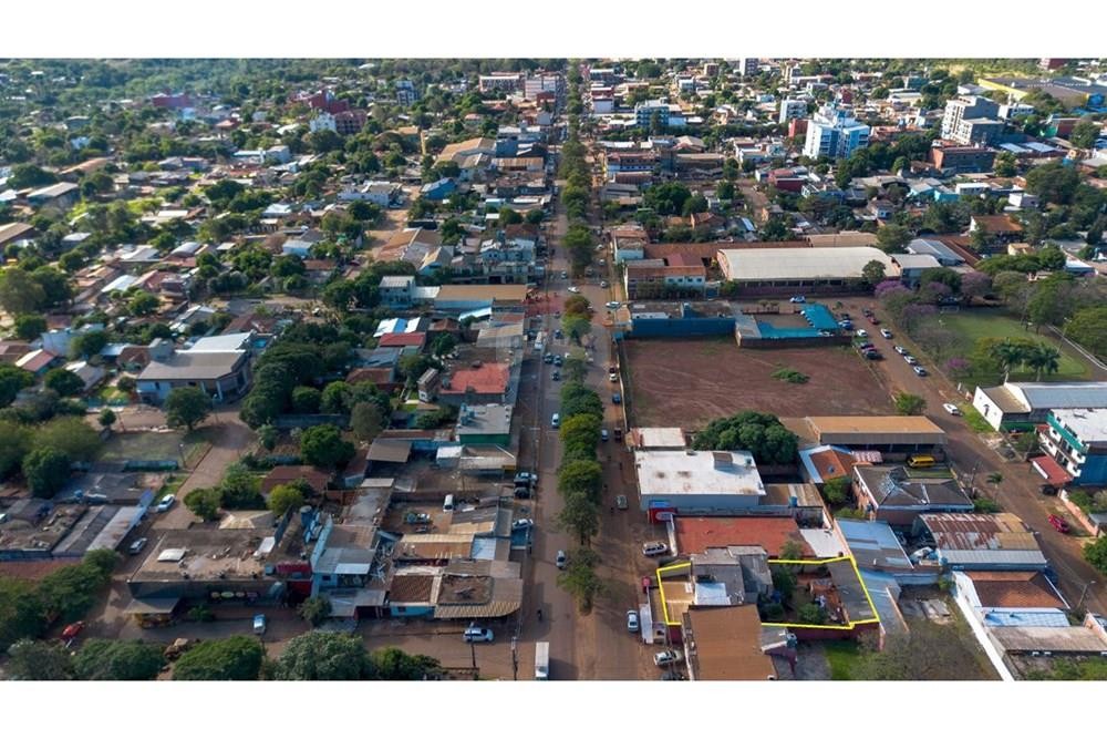 Propiedad de Uso Mixto: Oportunidad Comercial y Residencial en Venta — foto 2