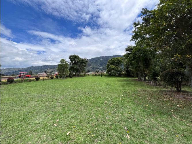 Casa de 3 alcobas en venta en Churuguaco, Chía, 164 m² · foto 4 de 24