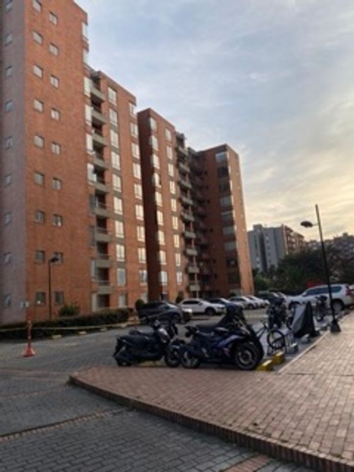 Apartamento de 3 alcobas en venta en Balcones Del Salitre, Bogotá, 106 m² · foto 14 de 21