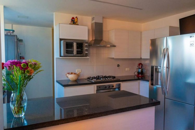Apartamento de 2 alcobas en arriendo en Castropol, Medellín, 117 m² · foto 9 de 14