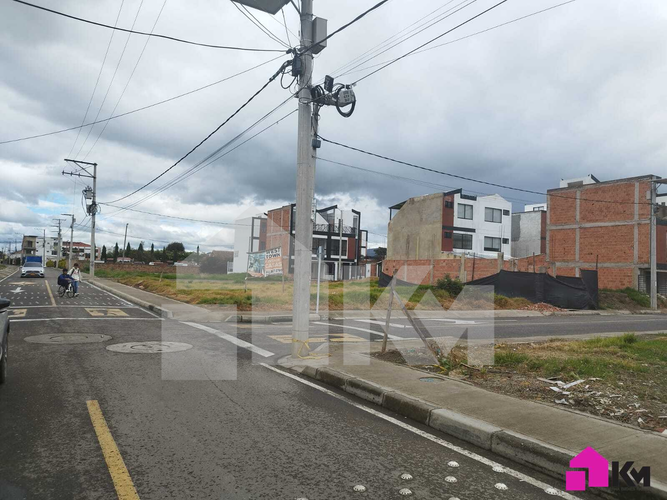 Casa de 3 alcobas en venta en Cota, 216 m² · foto 12 de 24