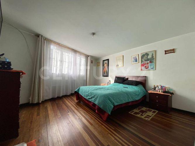 Casa en venta en El Carmen, Bogotá · foto 4 de 14