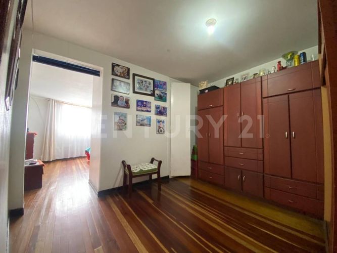 Casa en venta en El Carmen, Bogotá · foto 5 de 14