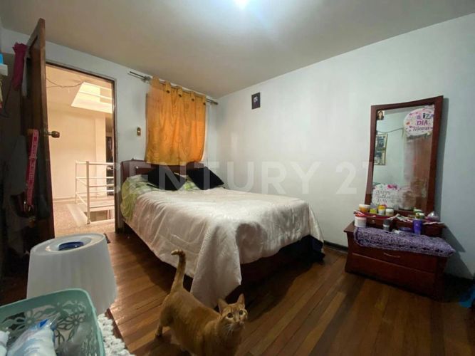 Casa en venta en El Carmen, Bogotá · foto 8 de 14
