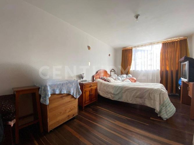 Casa en venta en El Carmen, Bogotá · foto 10 de 14