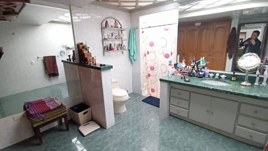 Casa de 3 alcobas en venta en Santa Barbara Alta, Bogotá, 394 m² · foto 12 de 22