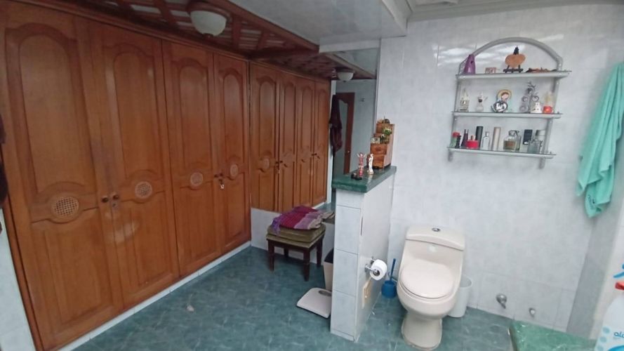 Casa de 3 alcobas en venta en Santa Barbara Alta, Bogotá, 394 m² · foto 13 de 22