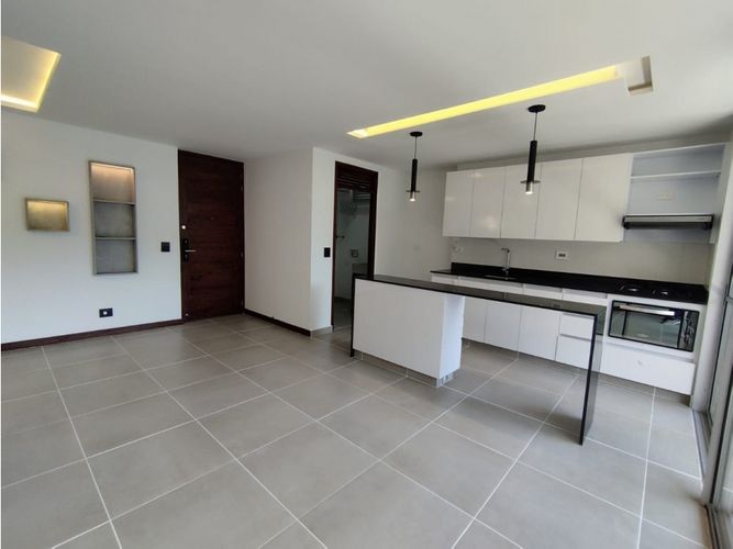 Apartamento en venta en La Cuenca, Envigado · foto 5 de 17