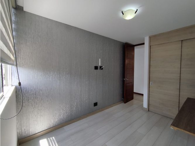 Apartamento en venta en La Cuenca, Envigado · foto 8 de 17