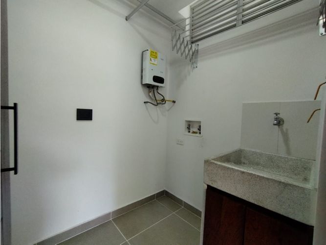 Apartamento en venta en La Cuenca, Envigado · foto 13 de 17