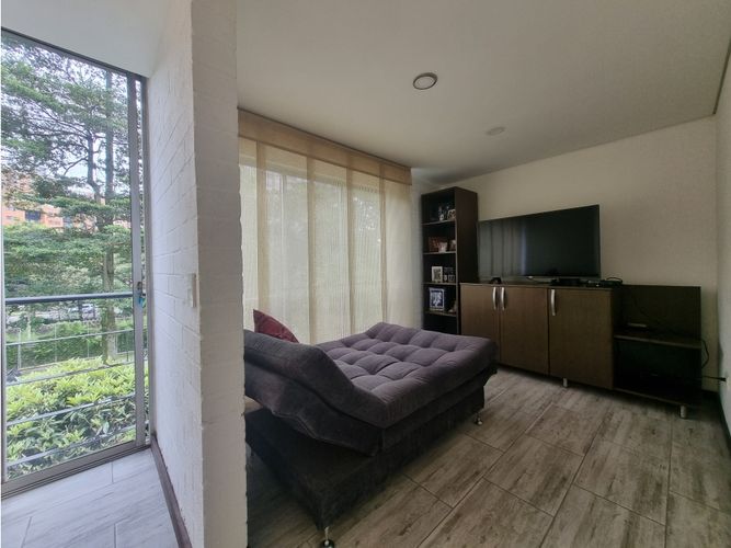 Casa de 3 alcobas en venta en Suramerica, La Estrella, 198 m² · foto 21 de 24