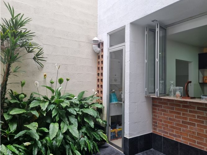 Casa de 3 alcobas en venta en Suramerica, La Estrella, 198 m² · foto 14 de 24