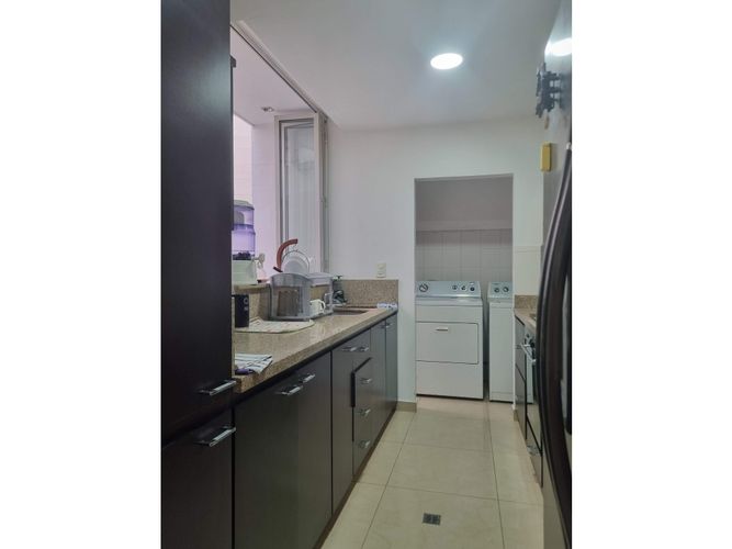 Casa de 3 alcobas en venta en Suramerica, La Estrella, 198 m² · foto 13 de 24