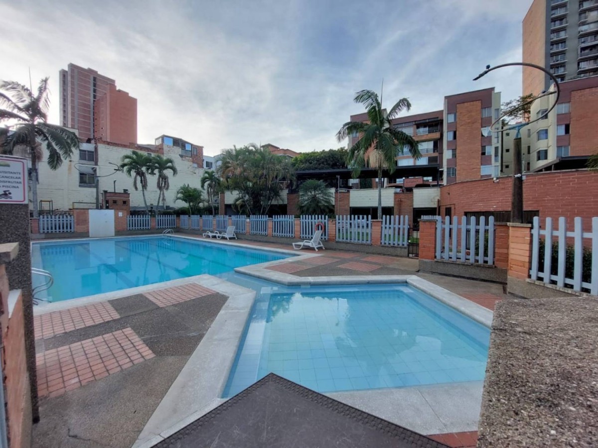 Apartment for sale in Calasanz, Medellín 2