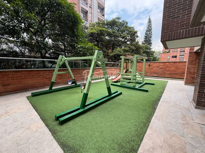 Apartamento de 3 alcobas en venta en Santa María De Los Ángeles, Medellín, 138 m² · foto 21 de 24