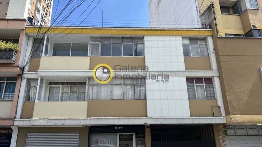 Apartamento de 4 alcobas en venta en Centro, Bucaramanga, 120 m² · foto 2 de 24