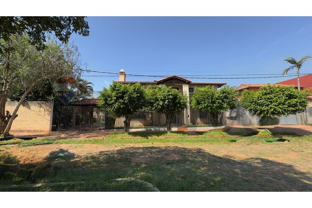 Casa en venta en Fernando de la Mora — foto 2