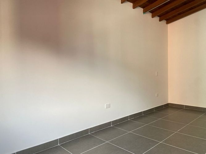Apartamento de 2 alcobas en venta en Entreamigos, Sabaneta, 63 m² · foto 11 de 19