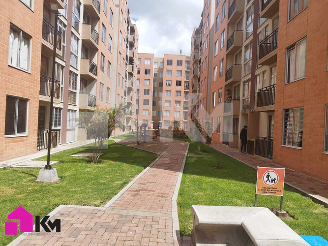 Apartamento de 3 alcobas en venta en Zona Centro, Madrid, 59 m² · foto 3 de 24