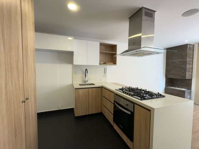 Apartamento en venta en Laura Vicuña, Chía · foto 2 de 23