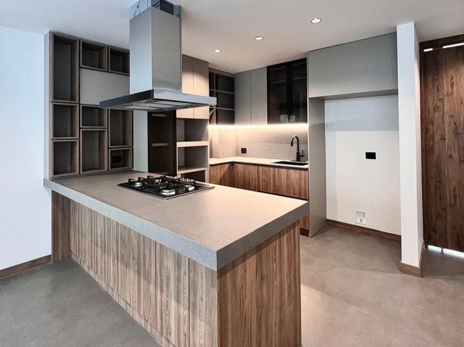 Casa de 4 alcobas en venta en Llano Grande, Rionegro, 253 m² · foto 3 de 17