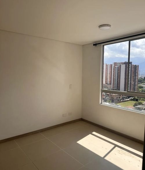Apartamento de 2 alcobas en venta en Rodeo Alto, Itagüí, 57 m² · foto 16 de 24