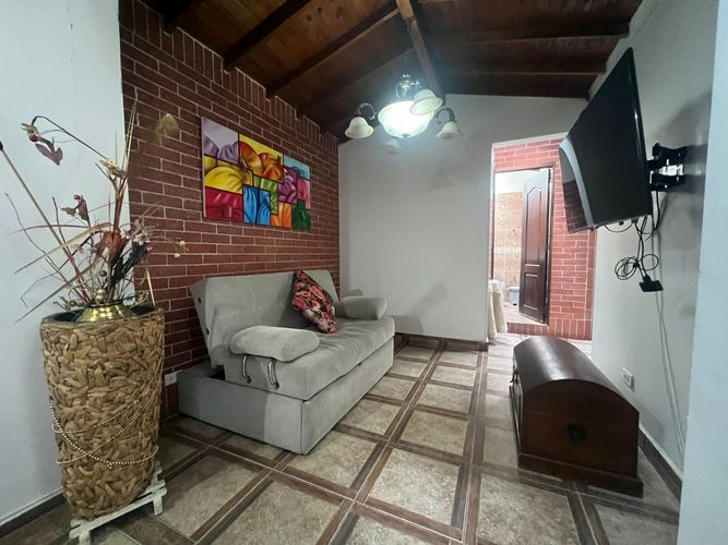 Casa de 5 alcobas en venta en Camino Verde, Envigado, 159 m² · foto 8 de 15