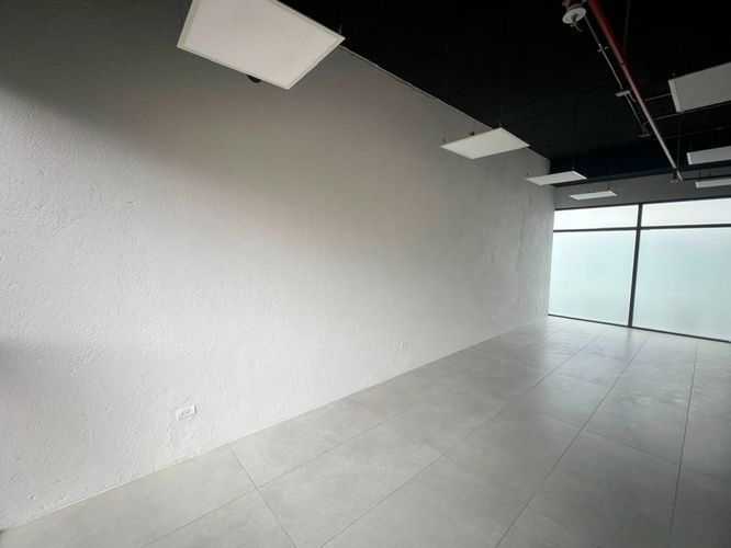 Oficina en arriendo en La Florida, Medellín, 37 m² · foto 9 de 11