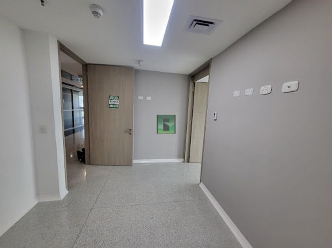 Consultorio en arriendo en Patio Bonito, Medellín, 38 m² · foto 3 de 11