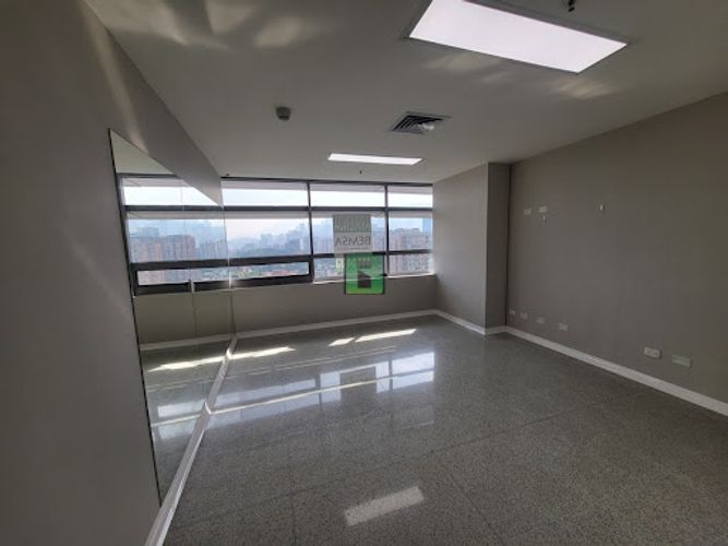 Consultorio en arriendo en Patio Bonito, Medellín, 38 m² · foto 4 de 11