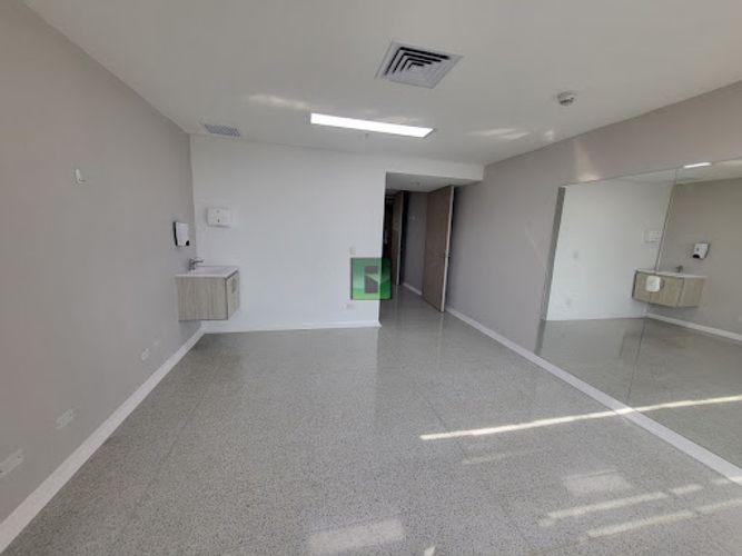 Consultorio en arriendo en Patio Bonito, Medellín, 38 m² · foto 6 de 11
