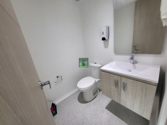 Consultorio en arriendo en Patio Bonito, Medellín, 38 m² · foto 10 de 11