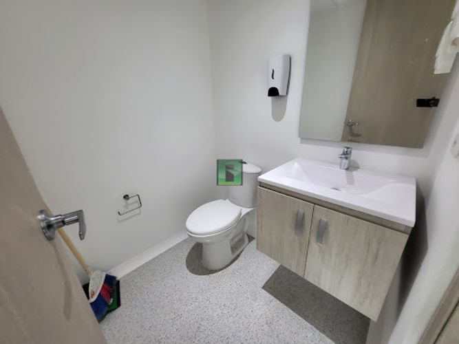 Consultorio en arriendo en Patio Bonito, Medellín, 38 m² · foto 11 de 11