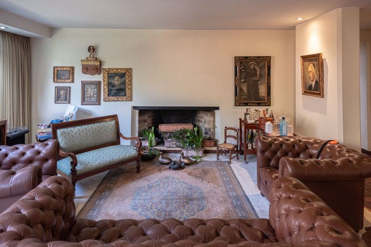 Apartamento de 3 alcobas en venta en Los Rosales, Bogotá, 234 m² · foto 3 de 24