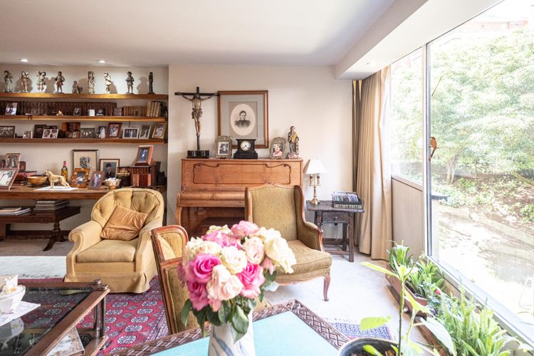Apartamento de 3 alcobas en venta en Los Rosales, Bogotá, 234 m² · foto 9 de 24