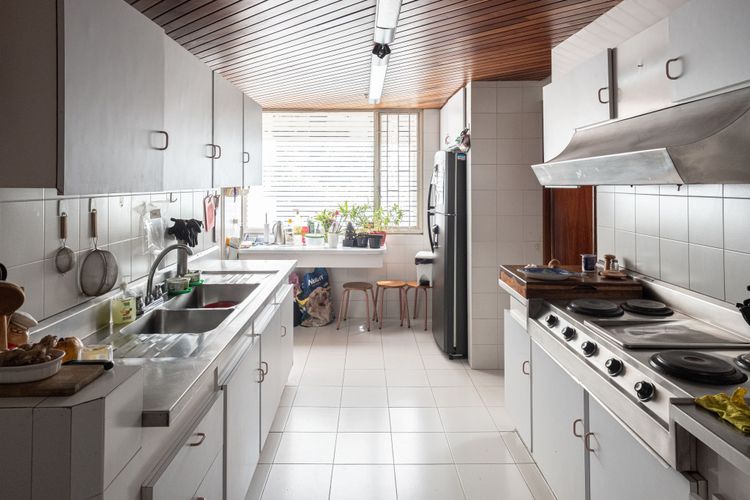 Apartamento de 3 alcobas en venta en Los Rosales, Bogotá, 234 m² · foto 13 de 24