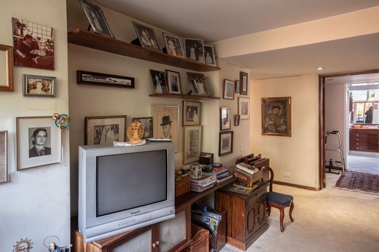 Apartamento de 3 alcobas en venta en Los Rosales, Bogotá, 234 m² · foto 21 de 24