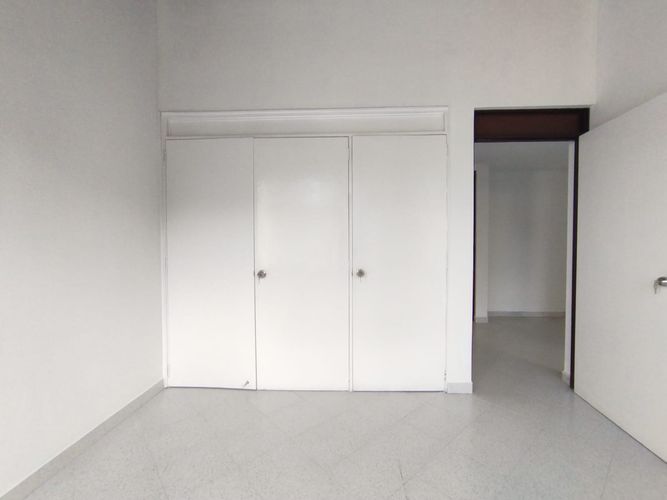 Apartamento de 3 alcobas en arriendo en El Poblado, Medellín, 148 m² · foto 7 de 20