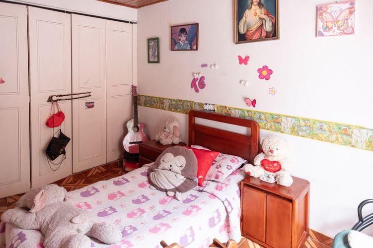 Casa de 5 alcobas en venta en El Contador, Bogotá, 210 m² · foto 13 de 22
