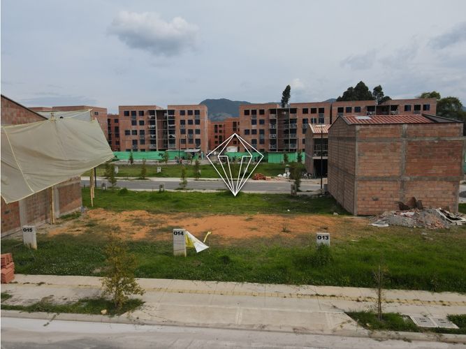 Lote en venta en San Nicolas, La Ceja, 63 m² · foto 19 de 19