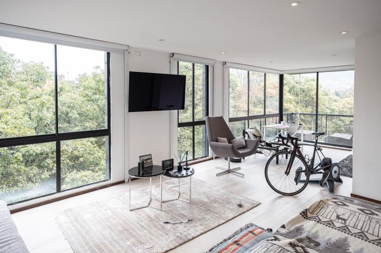 Apartamento de 2 alcobas en venta en El Virrey, Bogotá, 160 m² · foto 14 de 24