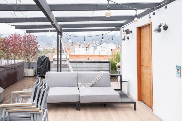 Apartamento de 2 alcobas en venta en El Virrey, Bogotá, 160 m² · foto 20 de 24