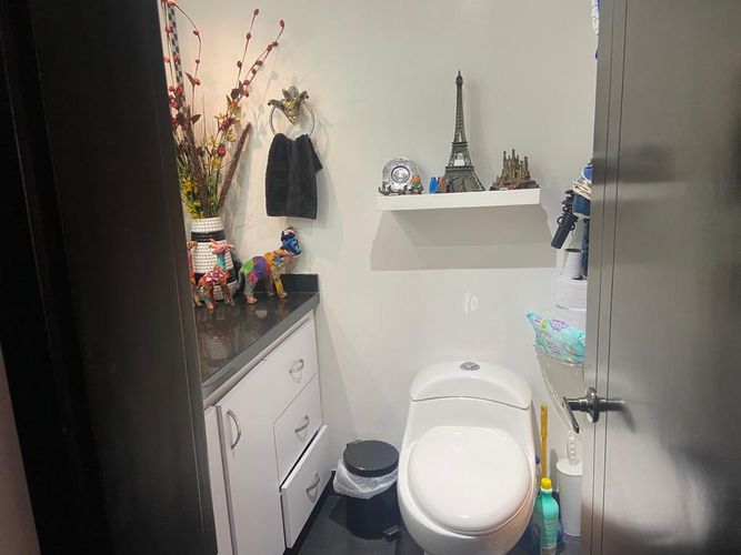 Apartaestudio en venta en Lago Gaitan, Bogotá, 46 m² · foto 12 de 13