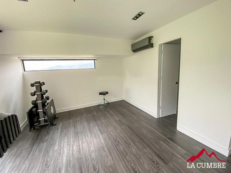 Apartamento en arriendo en Los Balsos, Medellín · foto 9 de 9