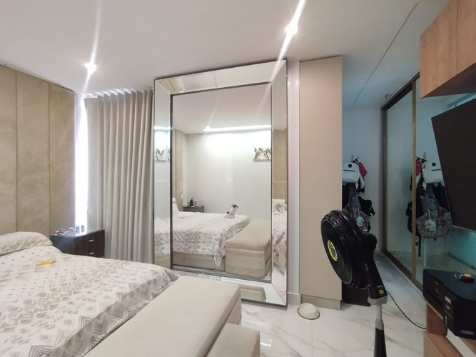 Apartamento de 3 alcobas en arriendo en El Poblado, Medellín, 250 m² · foto 9 de 16