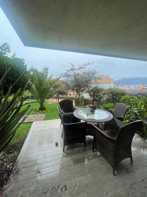 Casa de 4 alcobas en venta en Gratamira, Bogotá, 681 m² · foto 9 de 24