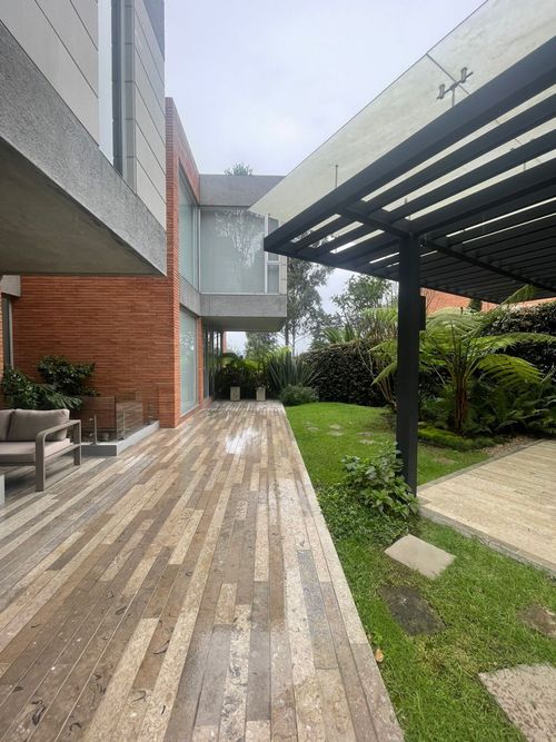 Casa de 4 alcobas en venta en Gratamira, Bogotá, 681 m² · foto 10 de 24